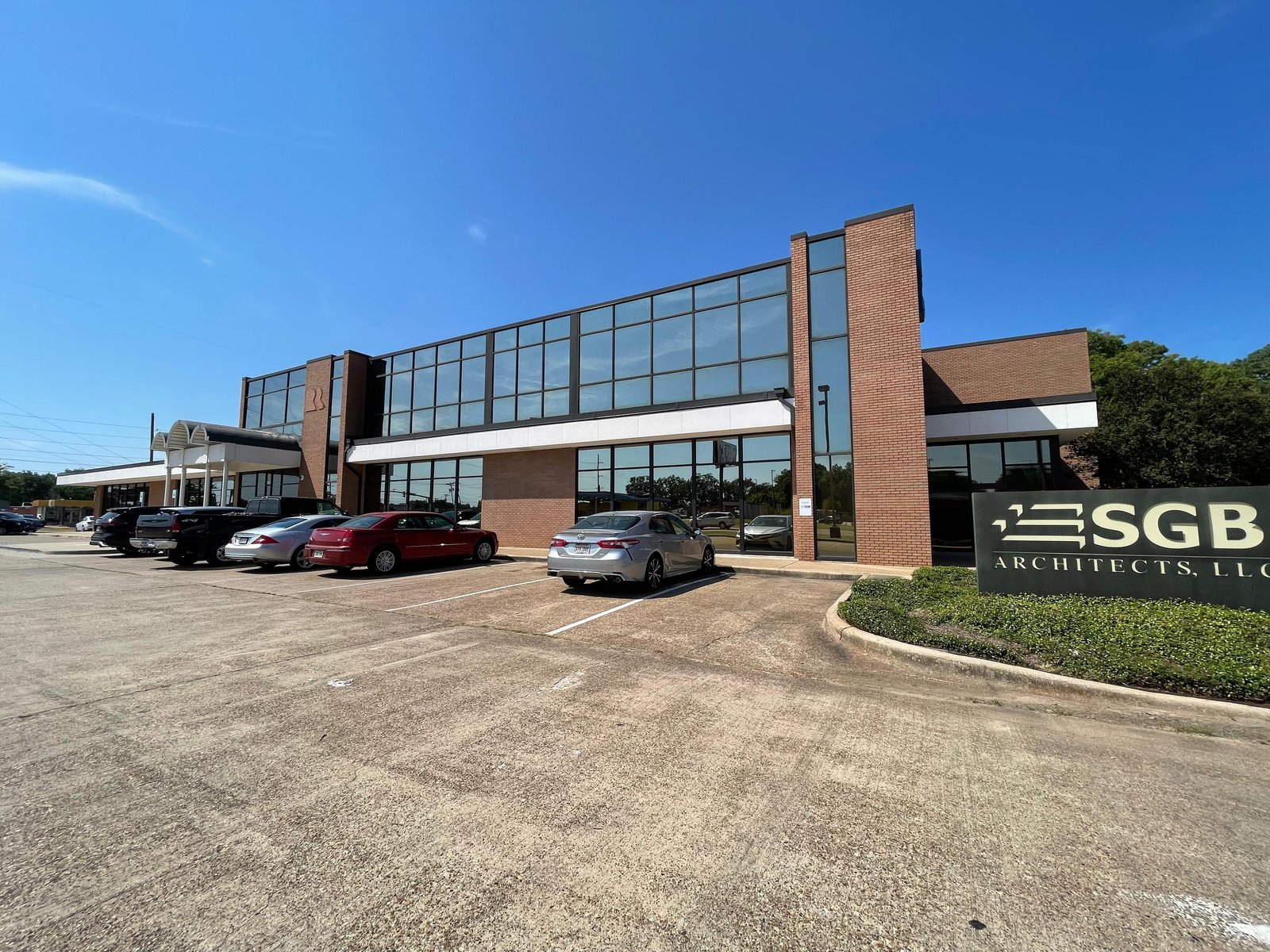 1935 Airline Drive, Bossier City